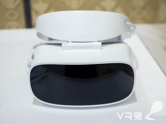 <b>戴尔将推inside-out追踪的VR一体机 正研究无线VR头显</b>