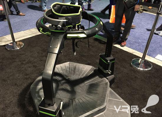<b>Virtuix为HTC Vive推出VR游戏Omni Arena</b>