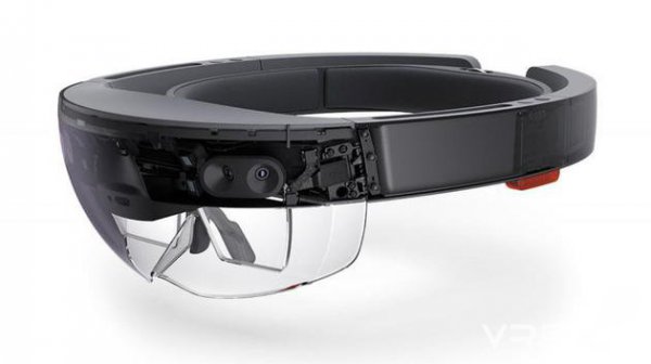 微软绕过第二代HoloLens 将于2019年发布第三代产品