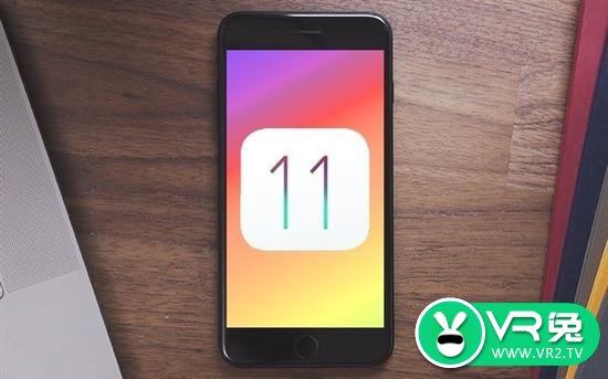 <b>iOS 11.2推出第四个测试版：支持7.5W快速无线充电</b>