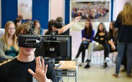发展VR教育相较于传统教学的四个重大意义