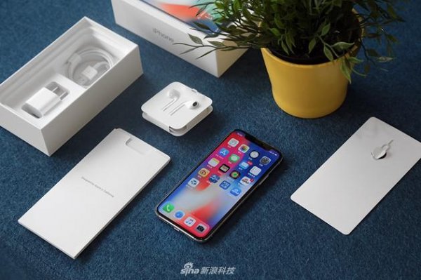<b>iPhoneX市场销量低迷，下一代产品取消齐刘海造型</b>