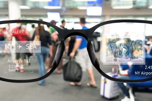 <b>据分析苹果将在2030年发布AR增强现实“隐形眼镜”</b>
