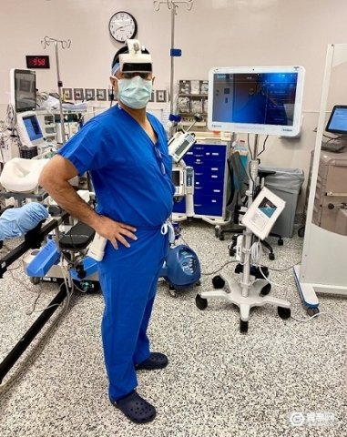 <b>斯坦福医疗保健中心推出脊柱手术的AR导航系统</b>
